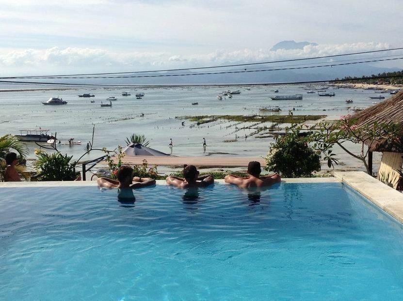 Ware Ware Surf Bungalow Lembongan Bagian luar foto