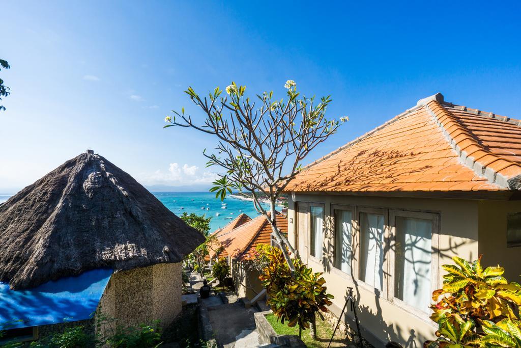 Ware Ware Surf Bungalow Lembongan Bagian luar foto