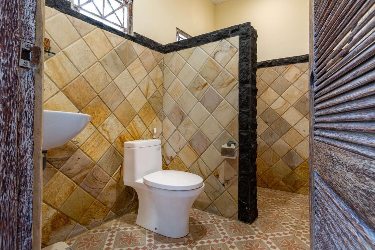 Ware Ware Surf Bungalow Lembongan Bagian luar foto